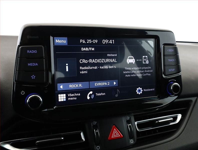 Hyundai i30 (2023) 1.0 T-GDI, Automat, Serv.kniha - fotka 13 z 17