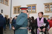 Automobiloví a motocykloví veteráni se vydali v neděli na tradiční jízdu Ze zámku na hrad. Start byl na Horním náměstí v Přerově, kde si lidé užili bohatý program.