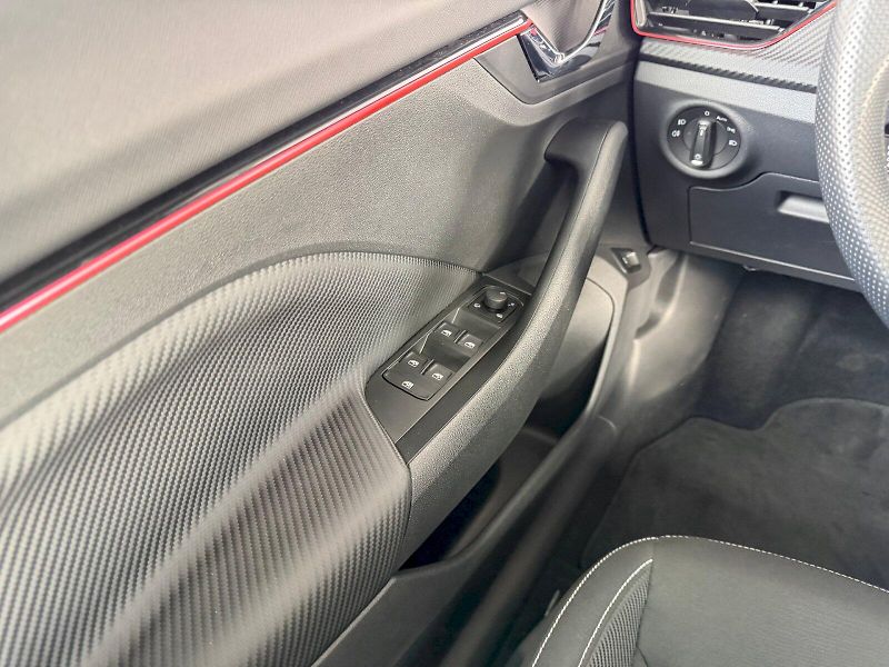 Škoda Scala (2025) Monte Carlo 1.0 TSI / 85 kW DS - fotka 7 z 30