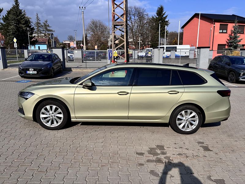 Škoda Superb 110KW,  REZERVACE - fotka 4 z 38
