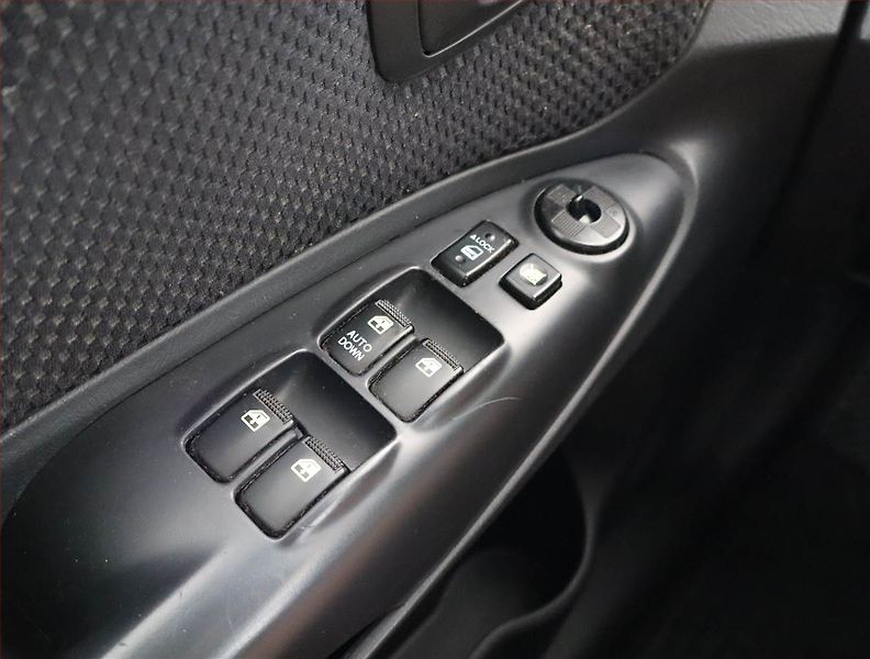 Hyundai Tucson (2009) 2.0 CRDi, 4X4 - fotka 16 z 17