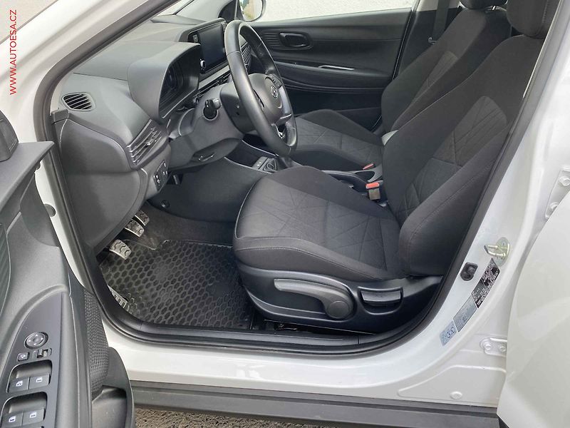 Hyundai Bayon (2024) 1.0 T-GDi, 1.maj,ČR, Smart - fotka 9 z 19
