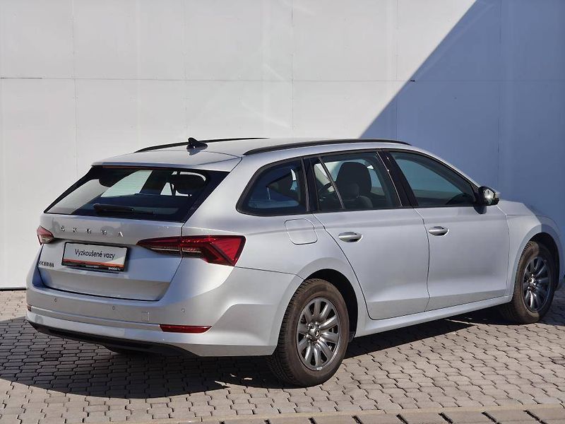 Škoda Octavia Ambition 6MP 2,0TDI - fotka 2 z 21