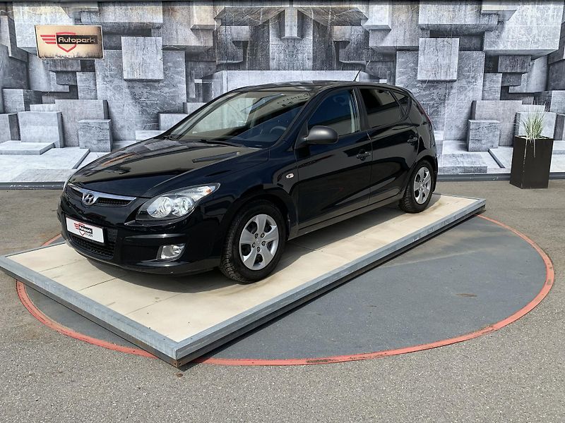 Hyundai i30 (2010) 1.4i, 80KW          - fotka 4 z 19