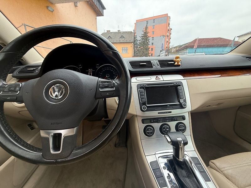 Volkswagen Passat Variant (2009) 3.2 FSI - Automat ! - fotka 9 z 16