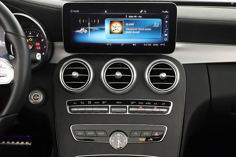 Mercedes-Benz Třídy C (2023) C 200 - fotka 15 z 27