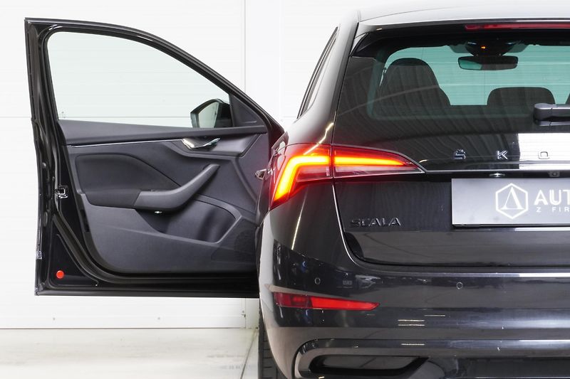 Škoda Scala 1.0TSI 81kW,1MAJ,ČR,KAMERA,TAŽ - fotka 11 z 32