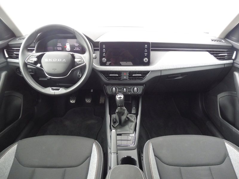 Škoda Kamiq (2025) Selection 1,0 TSI 85kW - fotka 5 z 26