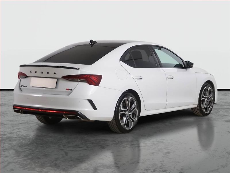 Škoda Octavia (2021) RS 2.0 TSI - fotka 5 z 21