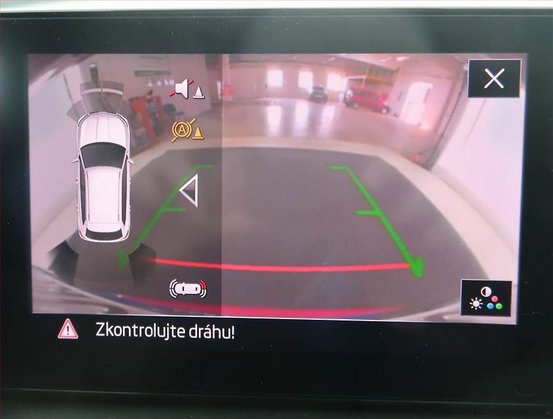 Škoda Kamiq (2022) Monte Carlo 1.5 TSI - fotka 20 z 21