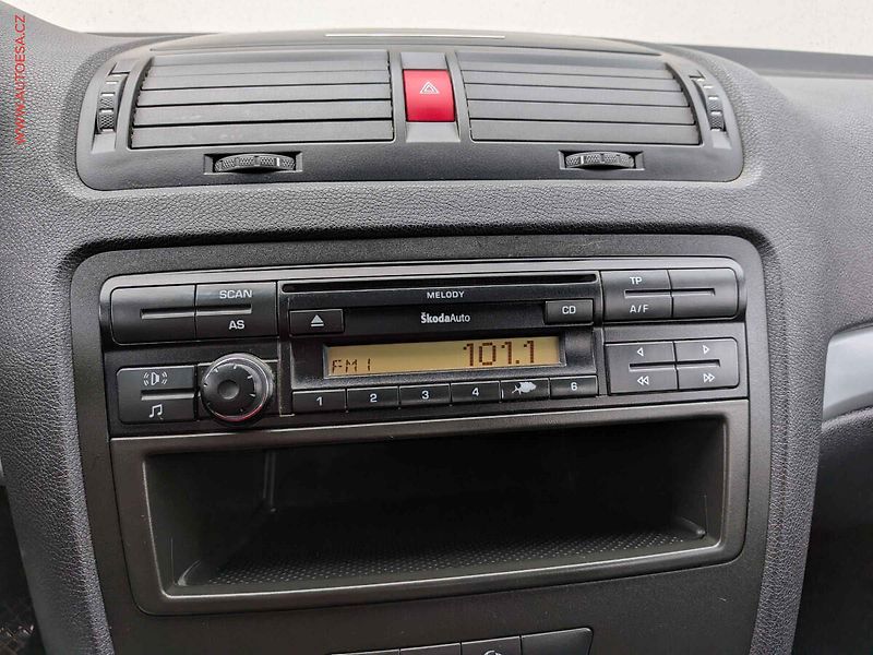 Škoda Octavia (2007) 1.9 TDi 4x4, ČR, AC, TZ - fotka 11 z 13
