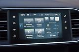 Peugeot 308 (2017) SW 1.2 96kW Allure / AUTOMAT - náhled 30