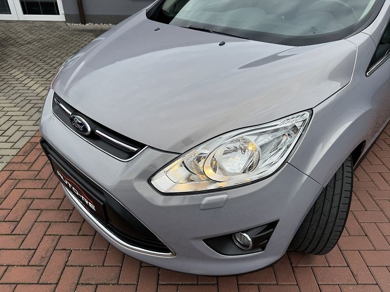 Ford C-MAX (2012) 1.6i Ti-VCT Klima Winter Paket - fotka 33 z 47