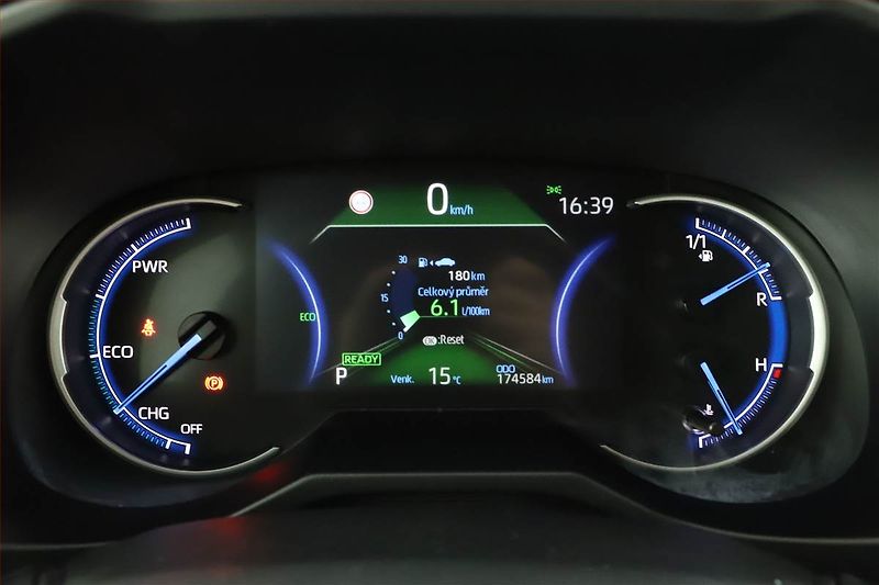 Toyota RAV4 (2021) Selection 2.5 Hybrid - fotka 16 z 18