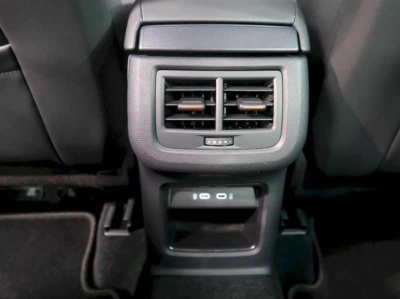 Cupra Ateca (2024) VZ 2.0TSI 221KW 4x4 DSG - fotka 40 z 44