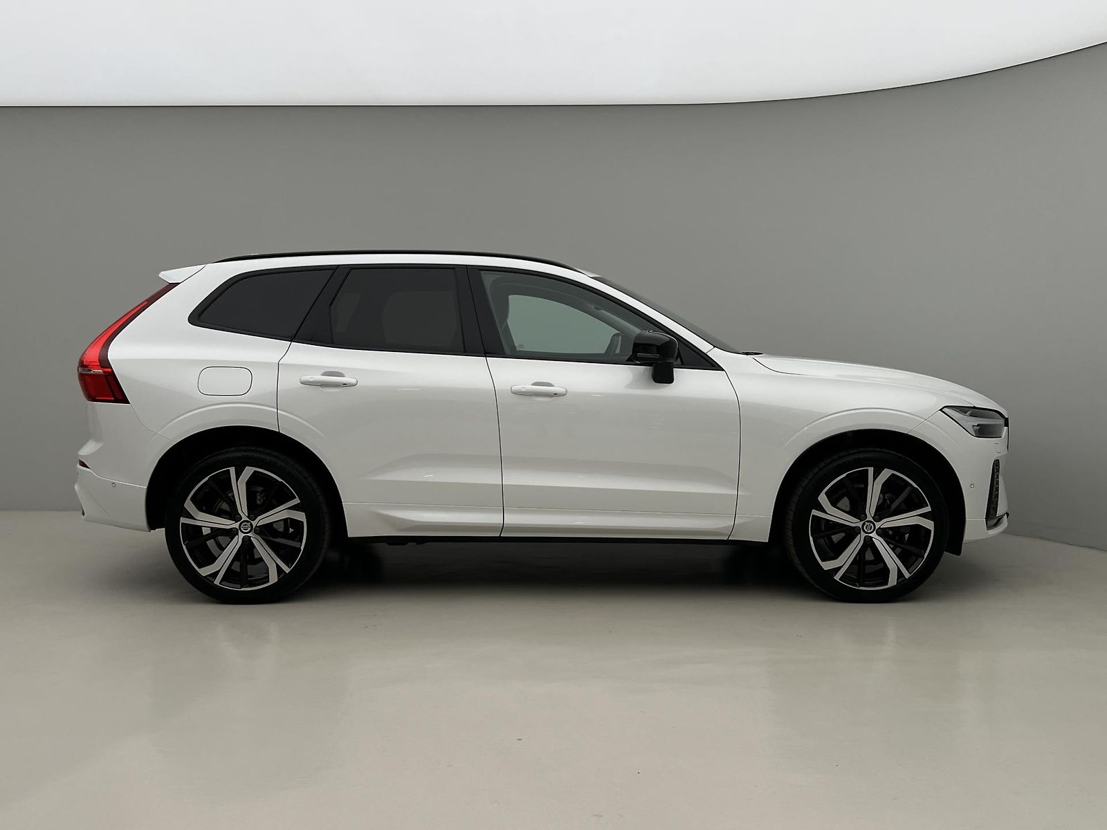 Volvo XC60 B5 AWD ULTIMATE DARK AUT 