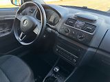 Škoda Roomster (2014) 1.2 TSI 63kW Black edition - náhled 25
