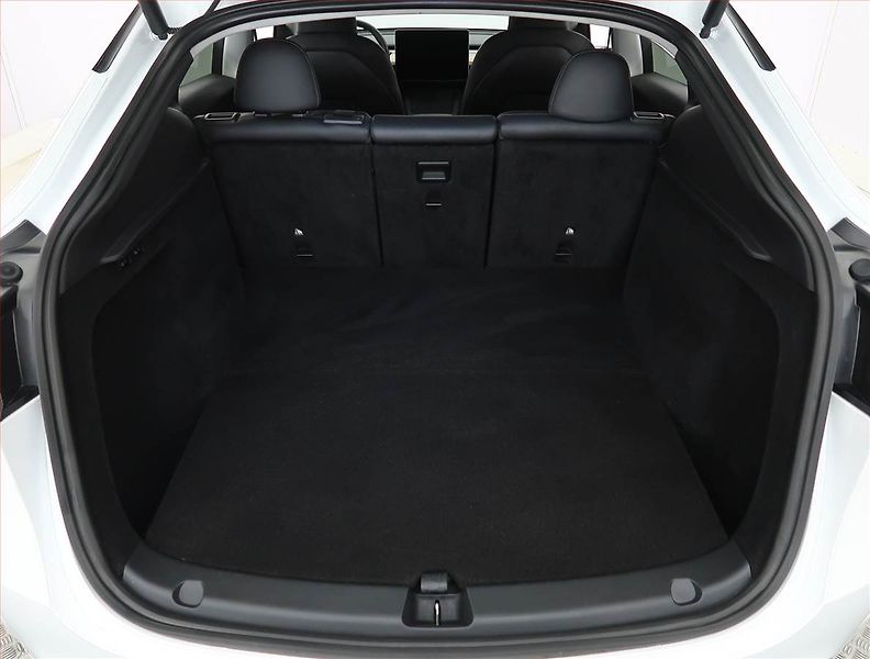 Tesla Model Y (2023) Long Range AWD 79kWh, SoH 92% - fotka 13 z 31