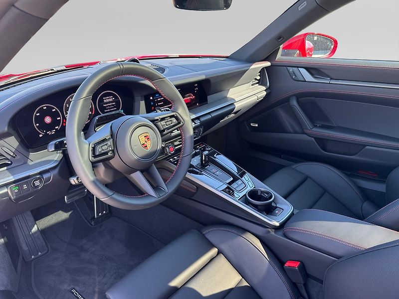 Porsche 911 Carrera - fotka 13 z 30