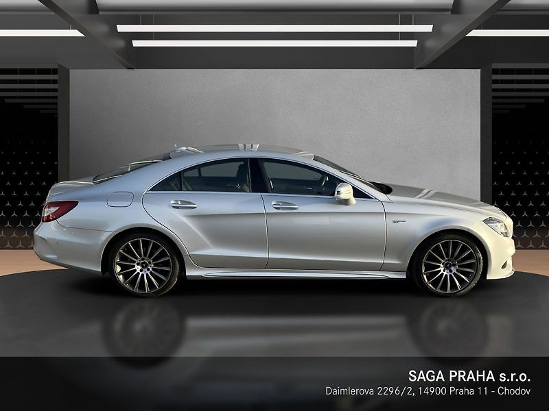 Mercedes-Benz CLS 250 d 4MATIC kupé AMG Line - fotka 3 z 18