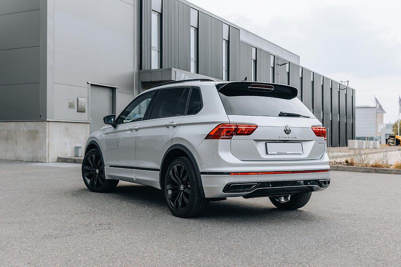 Volkswagen Tiguan (2022) VW Tiguan R-Line eHybrid - fotka 3 z 23
