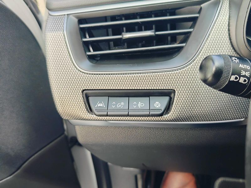 Renault Arkana (2021) E-TECH Hybrid 145 Intens 105kW - fotka 25 z 42