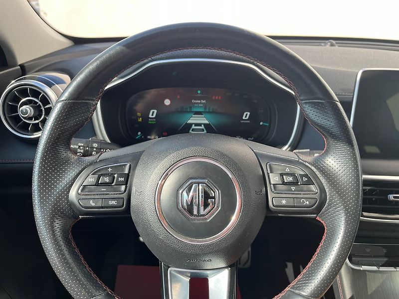 MG EHS 1.5TGI, 190kW, Plug-in Hybrid - fotka 6 z 30