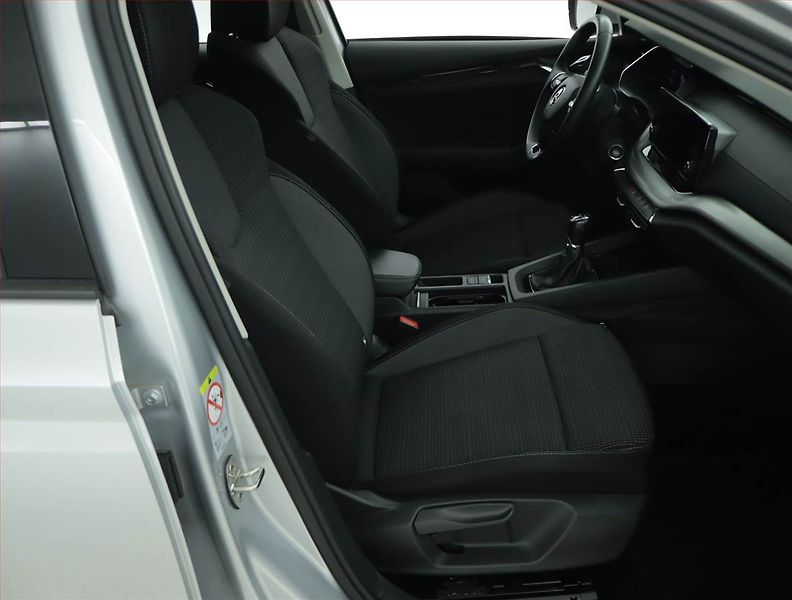 Škoda Octavia (2022) Ambition 2.0 TDI, ČR,1.maj - fotka 9 z 15