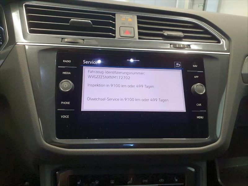 Volkswagen Tiguan Allspace 2,0 TDI TAŽNÉ KAMERA KEYLESS - fotka 5 z 9