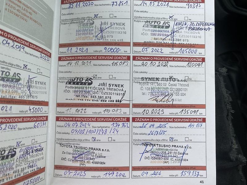 Toyota Hilux 2.4D, ČR, Live, tažné - fotka 15 z 17