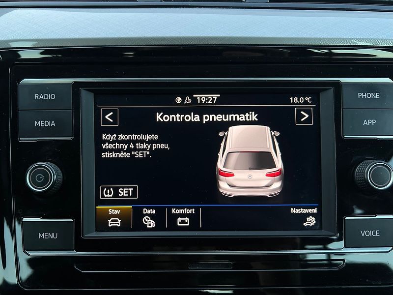 Volkswagen Passat - fotka 39 z 50