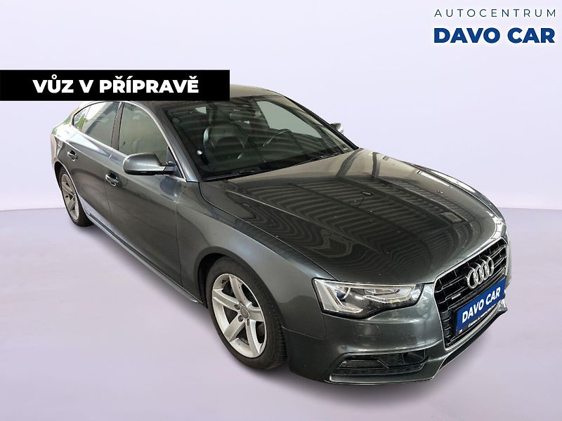 Audi A5 2,0 TDI 130kW quattro S-tron - fotka 2 z 12