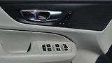Volvo V60 B4 FWD Momentum Pro Auto - náhled 9
