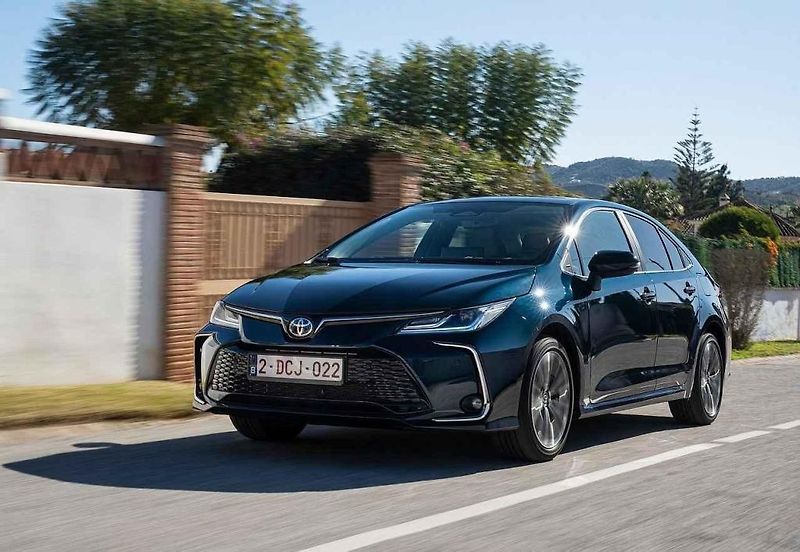 Mezi levnými vozy s velkým kufrem jsou kombíky, SUV i osobní dodávka.