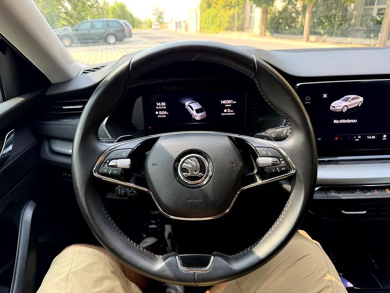Škoda Octavia 1.0 TSI MHEV E-TEC 81 kW  - fotka 12 z 19