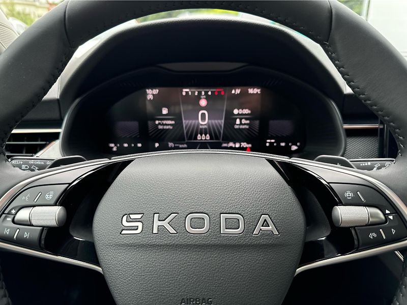 Škoda Scala Top Selection 1,0TSi 81kW AMBI - fotka 19 z 21