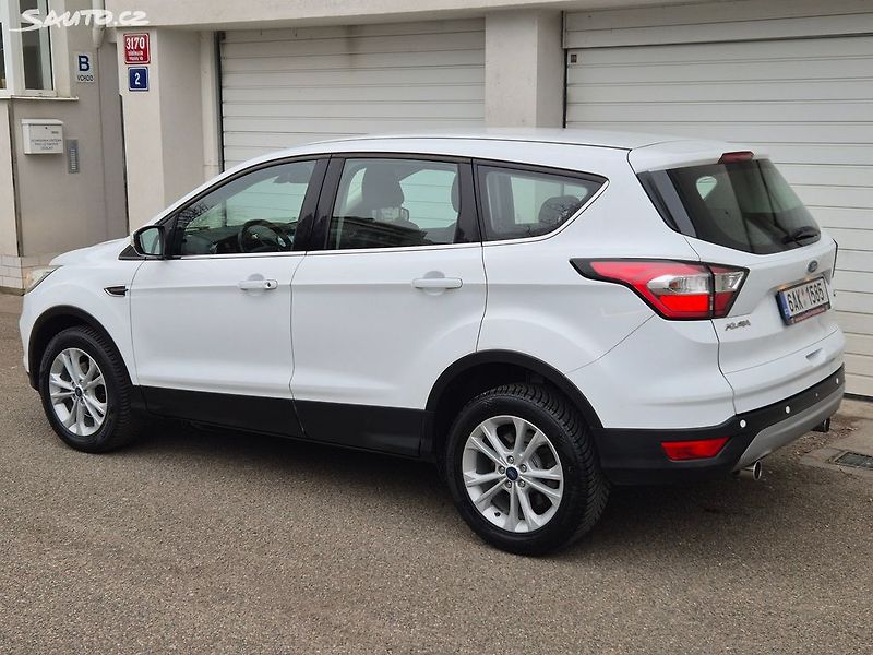 Ford Kuga (2017) 1.5i 110kw Nové ČR - fotka 5 z 30