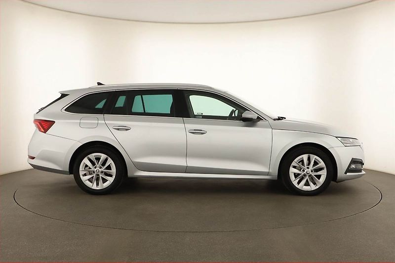 Škoda Octavia (2022) Style 2.0 TDI, ČR,1.maj, Navi - fotka 6 z 14