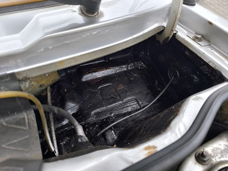 Volkswagen Golf (1982) PŮVODNÍ STAV,KOMPLETNÍ DOK. - fotka 38 z 50