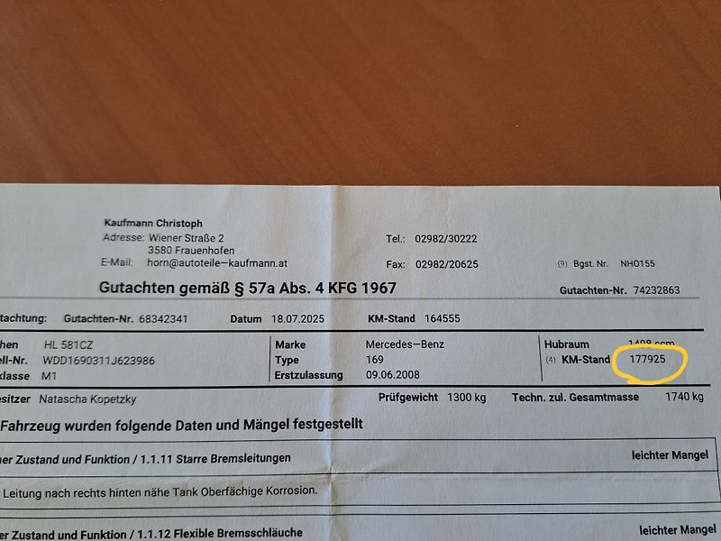 Mercedes-Benz Třídy A (2008) 1.5 AUTOMAT SERVISKA PĚKNÝ - fotka 32 z 37