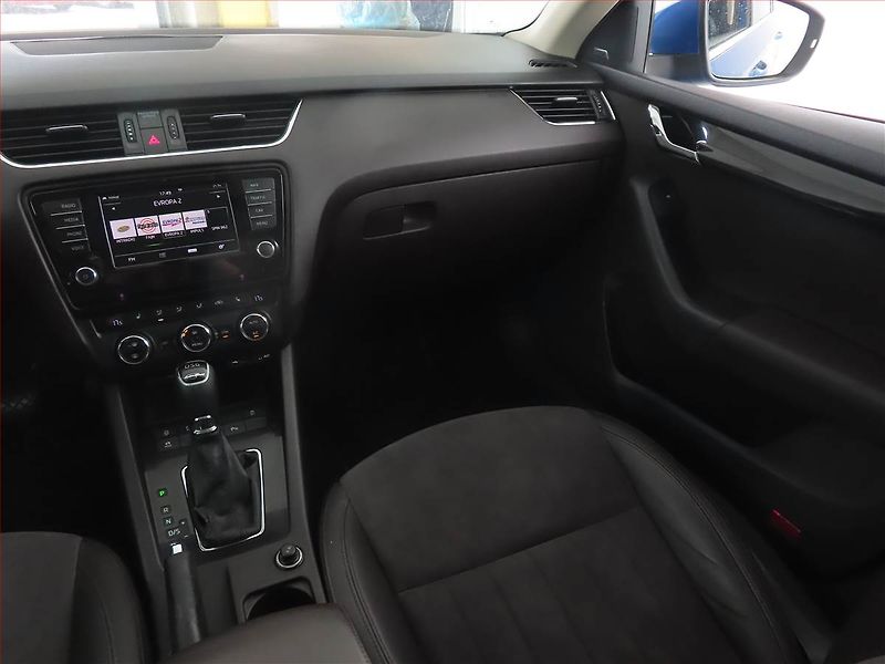 Škoda Octavia (2015) Laurin&Klement 2.0 TDI, 4X4 - fotka 8 z 20