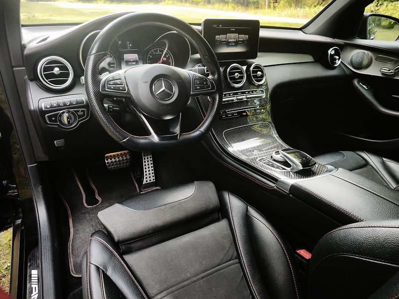 Mercedes-Benz GLC (2018) - fotka 9 z 20