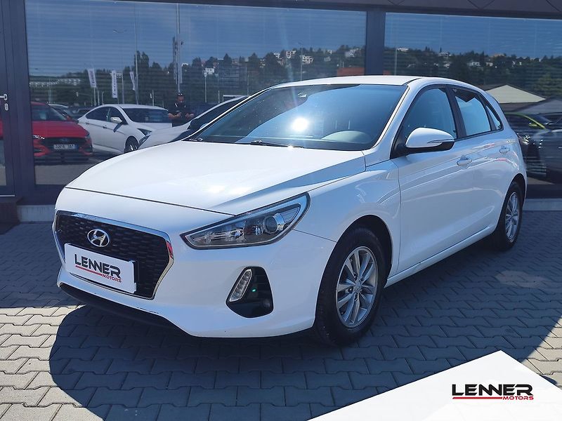 Hyundai i30 1.4i/73kW Trikolor Komfort - fotka 1 z 29