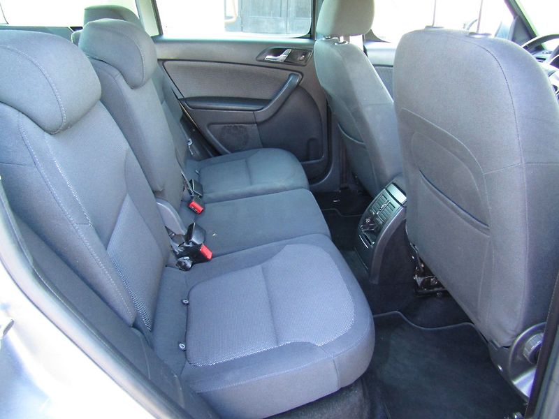 Škoda Yeti (2011) 1.6 TDI  77kW NOVÁ SPOJKA - fotka 24 z 37