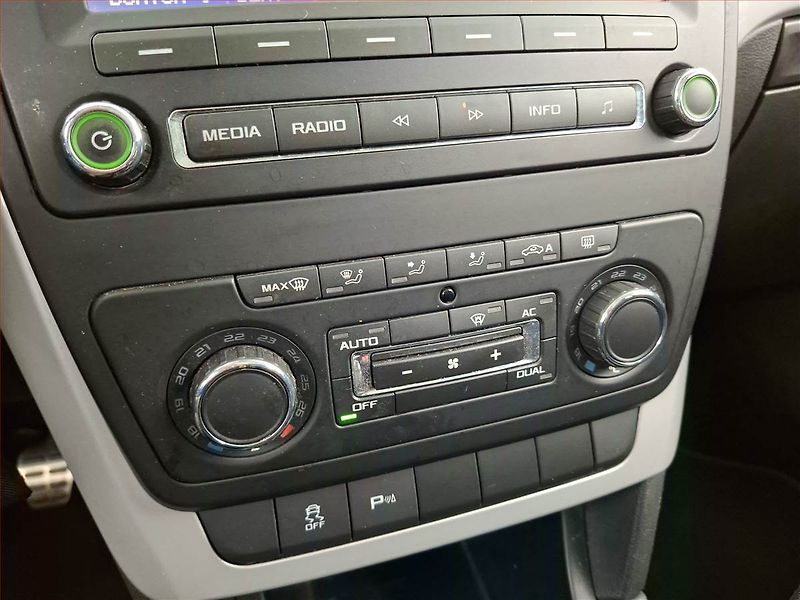 Škoda Yeti (2010) 1.4 TSI, Tempomat - fotka 14 z 15