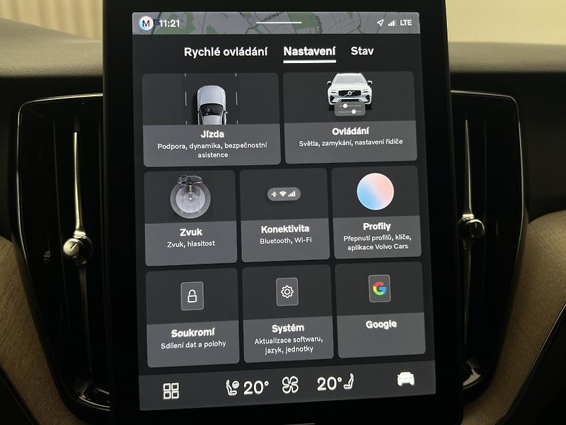 Volvo XC60 T6 AWD DARK PLUS AUT - fotka 34 z 48