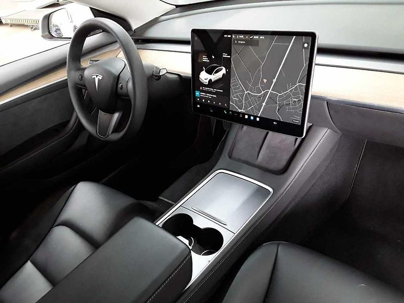 Tesla Model 3 LONG RANGE DUAL MOTOR SOH 94,6 - fotka 8 z 10