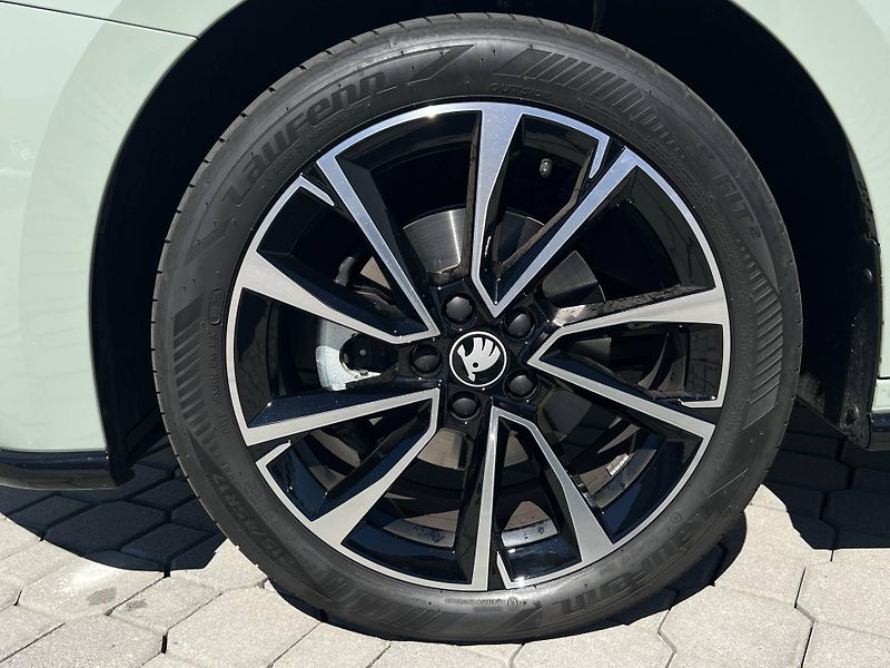 Škoda Fabia (2026) Monte Carlo 7DSG 1,0TSI - fotka 20 z 23