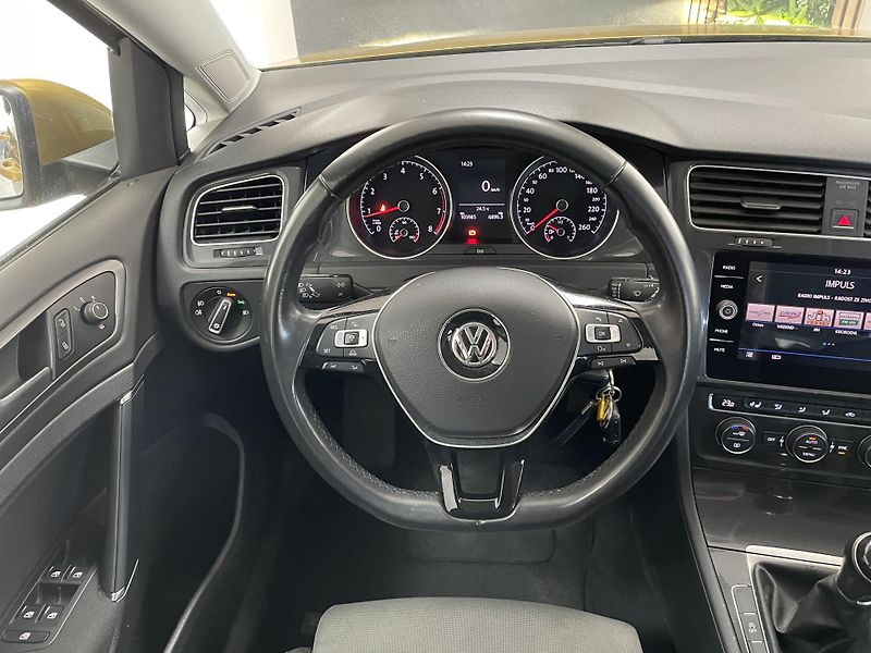 Volkswagen Golf 1.4 TSi ČR LED SERVISKA  - fotka 22 z 27