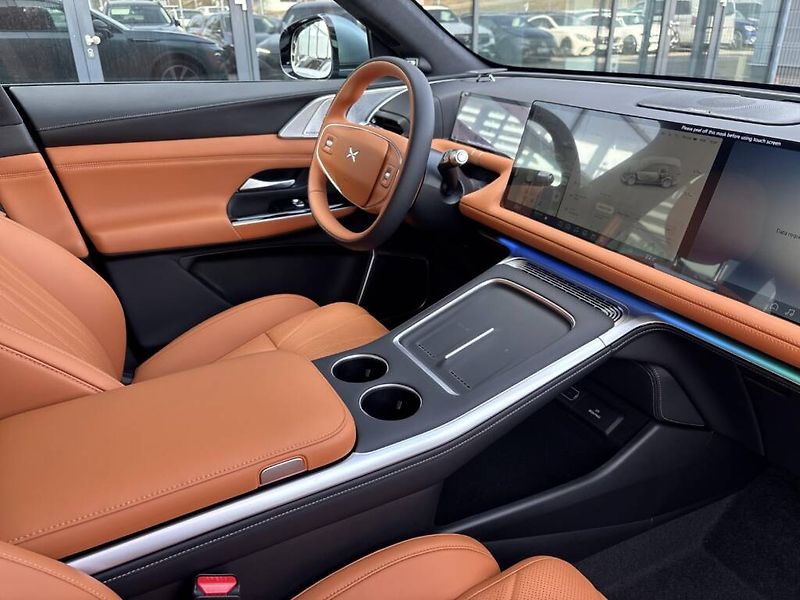Xpeng G9 (2026) AWD Performance Pro - fotka 12 z 15